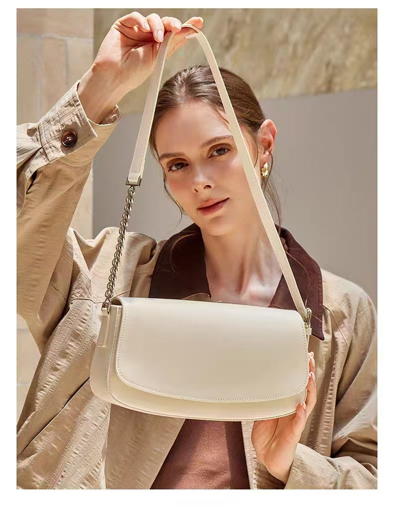 10.2" Baguette Bag in Smooth Grain Leather