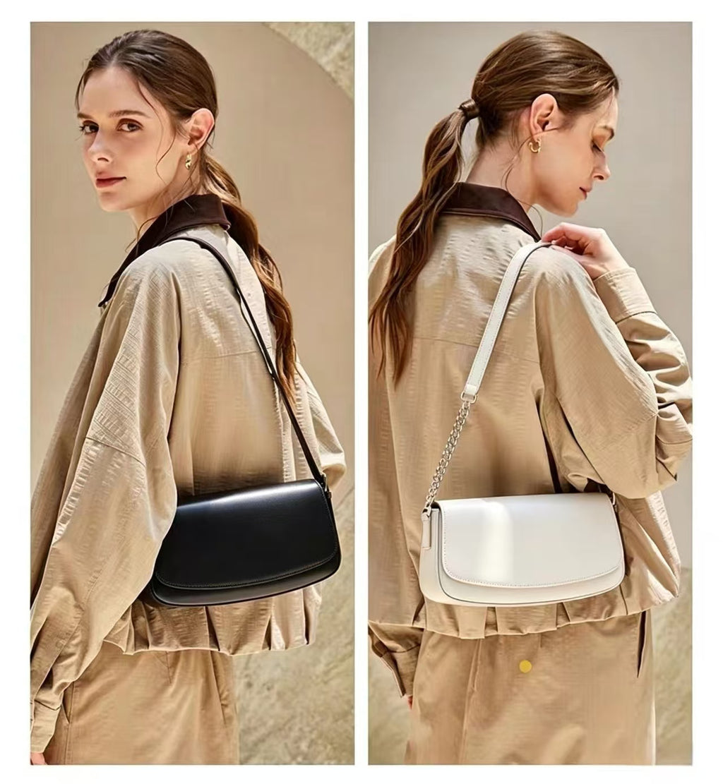 10.2" Baguette Bag in Smooth Grain Leather